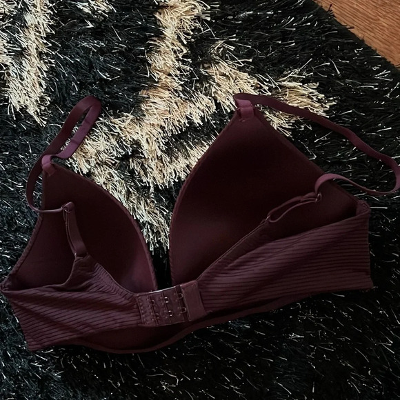 Kathy Ireland Intimates burgundy T-shirt Bra Sz  36C - Picture 5 of 12